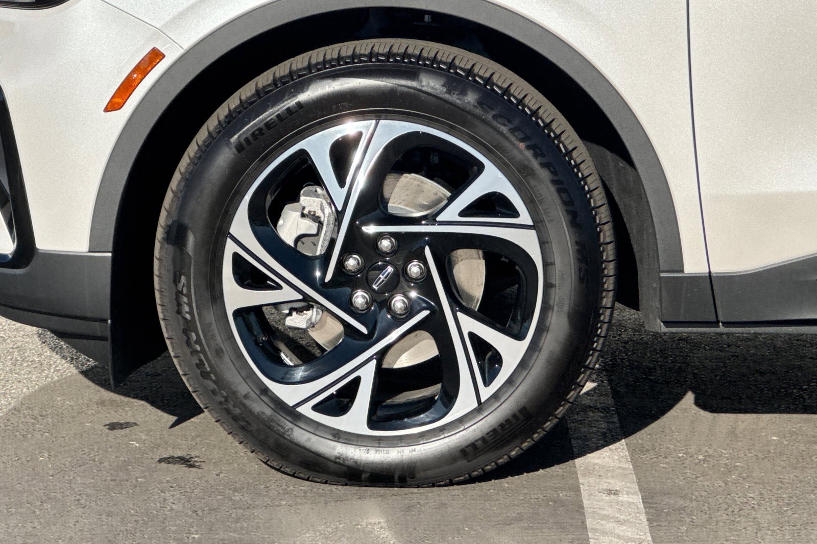 New 2026 Lincoln Nautilus Premier w/ Equipment Group 102A image 25