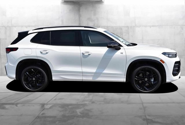 New 2026 Volkswagen Tiguan SE R-Line AWD/4WD image 5