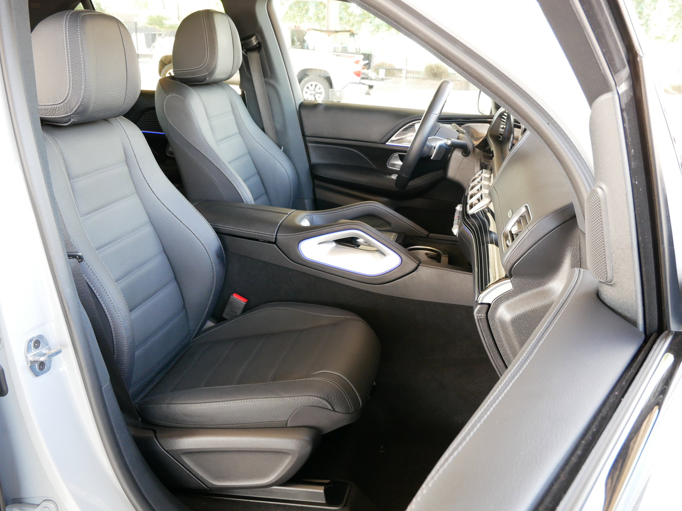 Used 2024 Mercedes-Benz GLE 580 4MATIC image 8