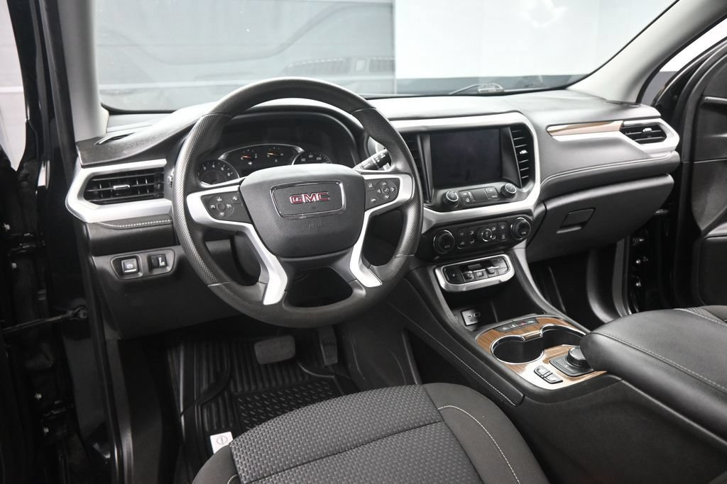 Used 2023 GMC Acadia SLE w/ Driver Convenience Package AWD/4WD image 15