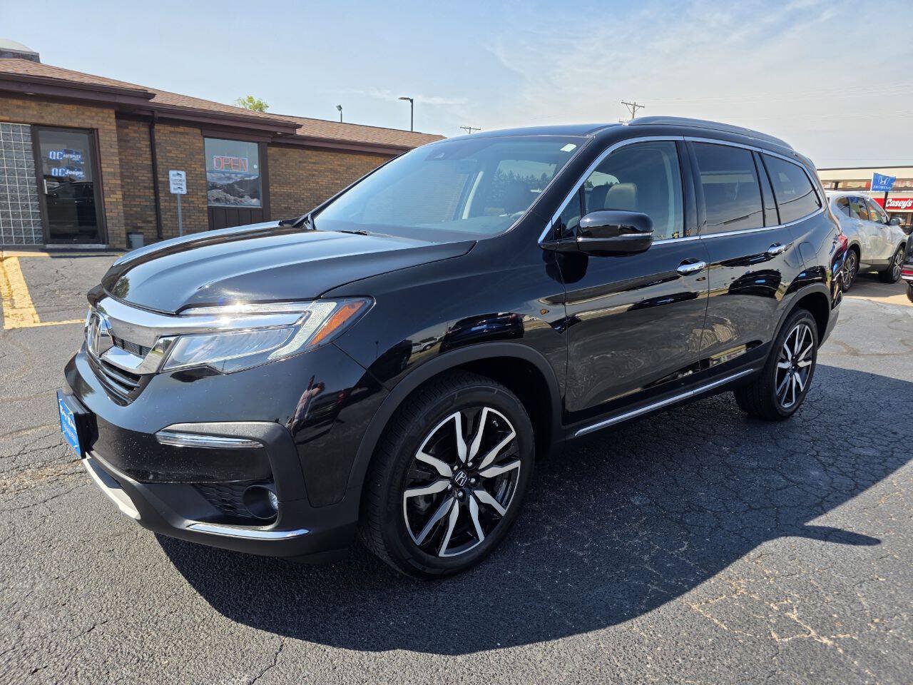 Used 2021 Honda Pilot Touring image 3