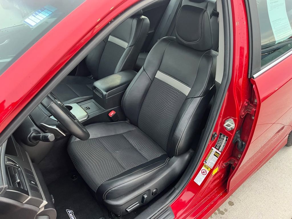 Used 2012 Toyota Camry SE image 12