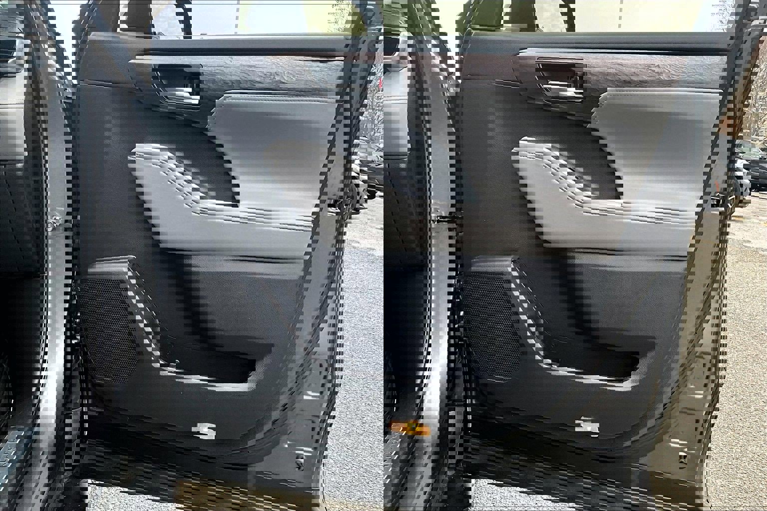 Used 2023 Toyota Highlander Limited image 23