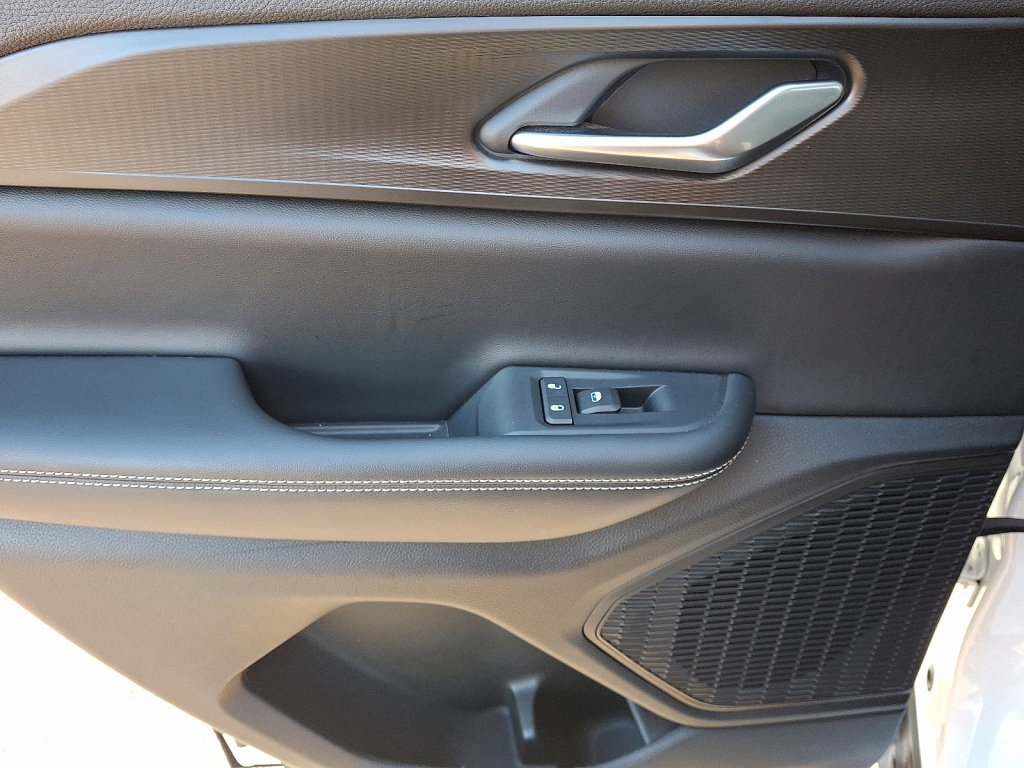 Certified 2023 Jeep Grand Cherokee Laredo image 19