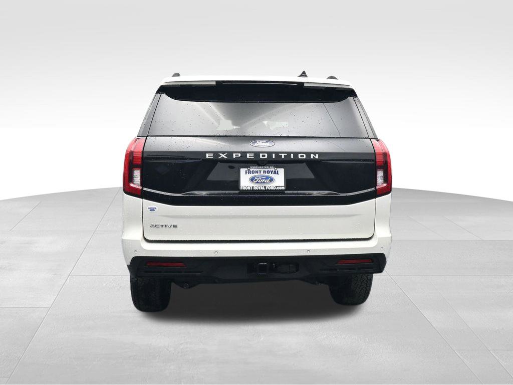 New 2025 Ford Expedition Active image 6