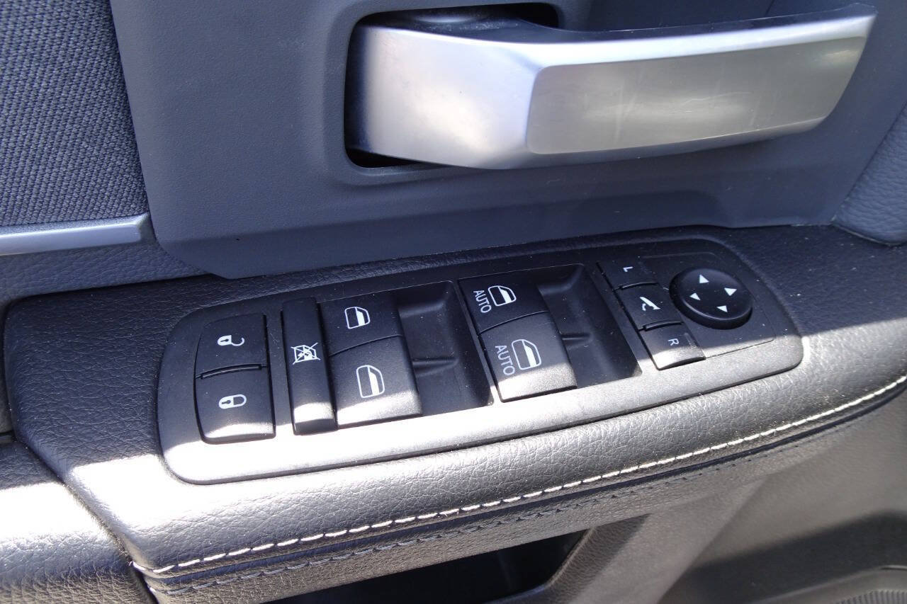 Used 2019 RAM 2500 Big Horn AWD/4WD image 16