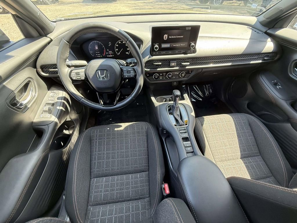 Used 2024 Honda HR-V Sport image 14