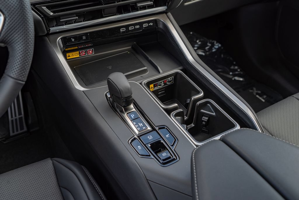 New 2026 Lexus TX 500h AWD w/ Technology Package image 21
