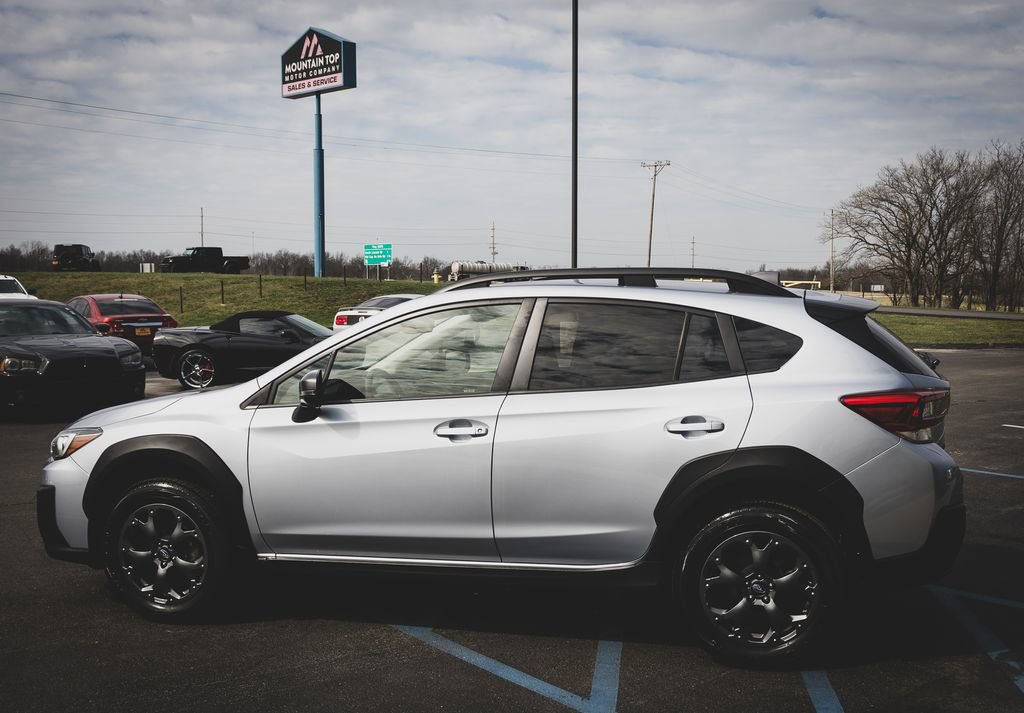 Used 2022 Subaru Crosstrek 2.5i Sport w/ Moonroof Package image 21