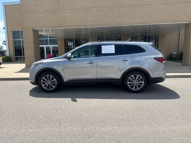 Used 2018 Hyundai Santa Fe SE FWD image 1