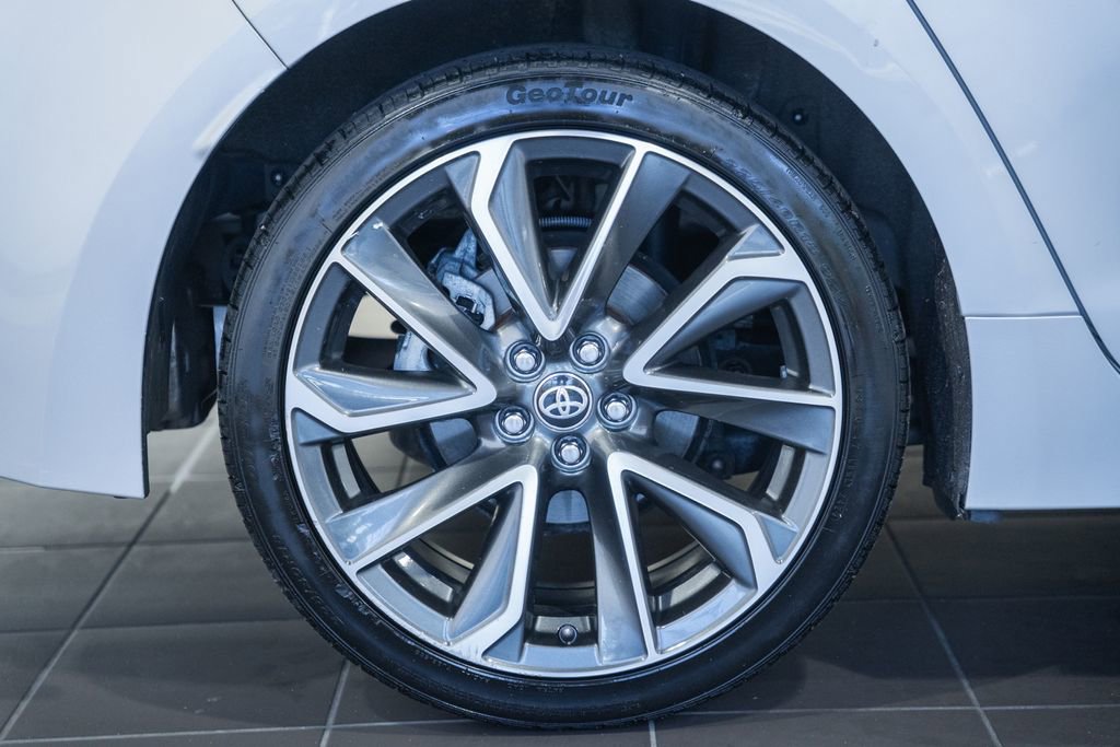 Used 2021 Toyota Corolla XSE FWD image 15