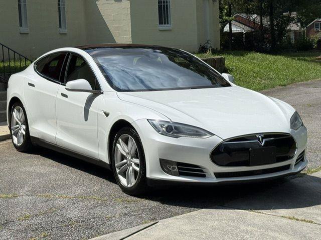 Used 2015 Tesla Model S 85 RWD image 22