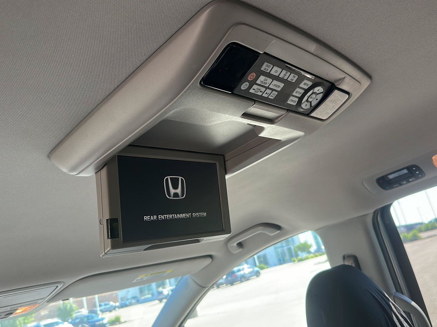 Used 2016 Honda Odyssey SE image 22