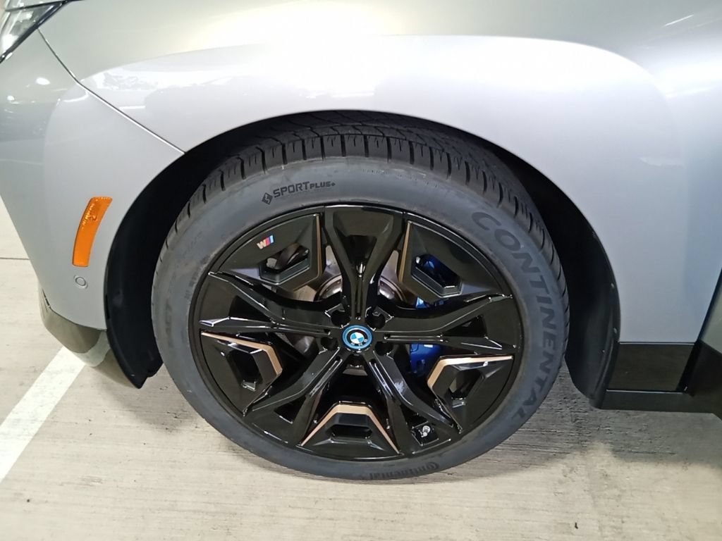Certified 2023 BMW iX M60 w/ Executive Package AWD/4WD image 24