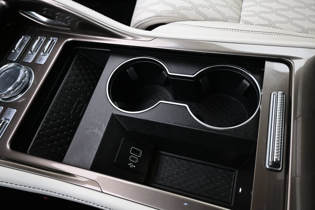 Certified 2024 Lincoln Nautilus Black Label AWD/4WD image 29