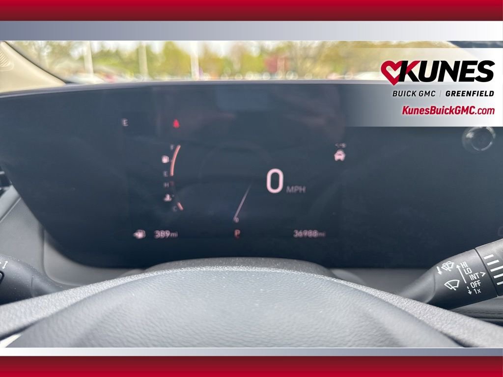 Used 2025 Buick Encore GX Preferred AWD/4WD image 22