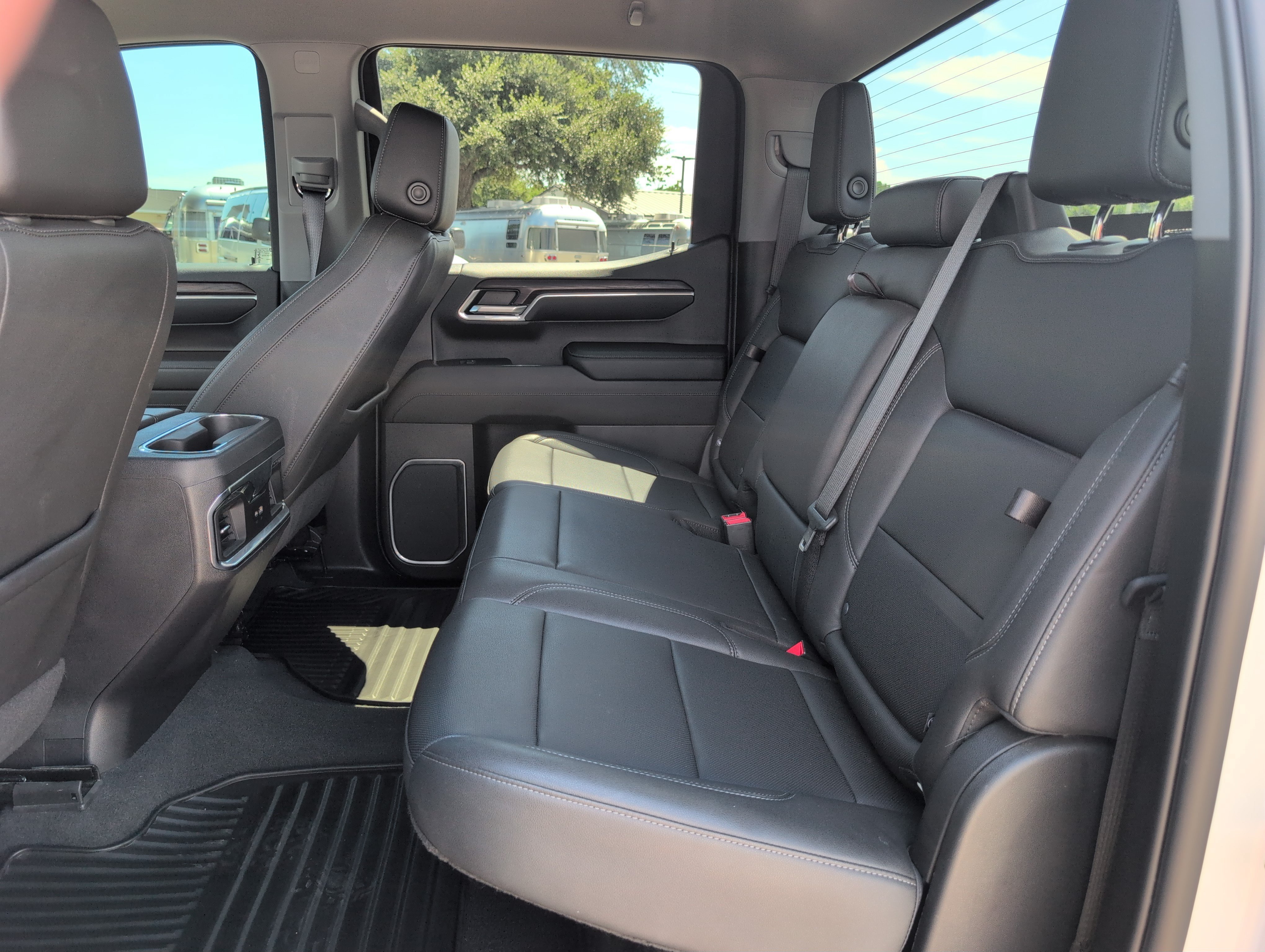 Used 2022 GMC Sierra 1500 SLT AWD/4WD image 33