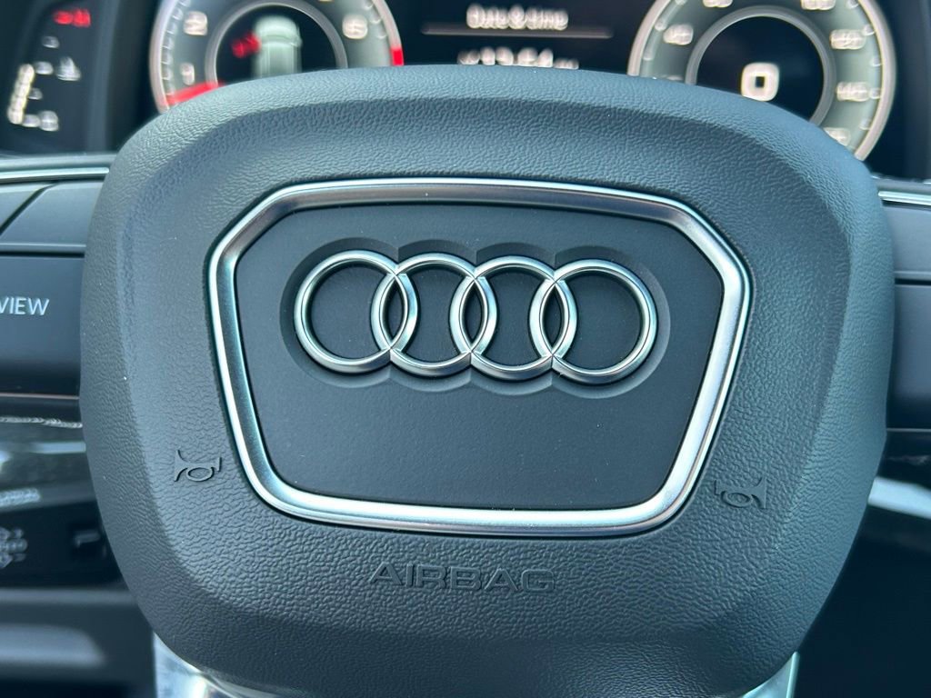 Used 2022 Audi Q8 Premium Plus w/ Premium Plus Package image 21