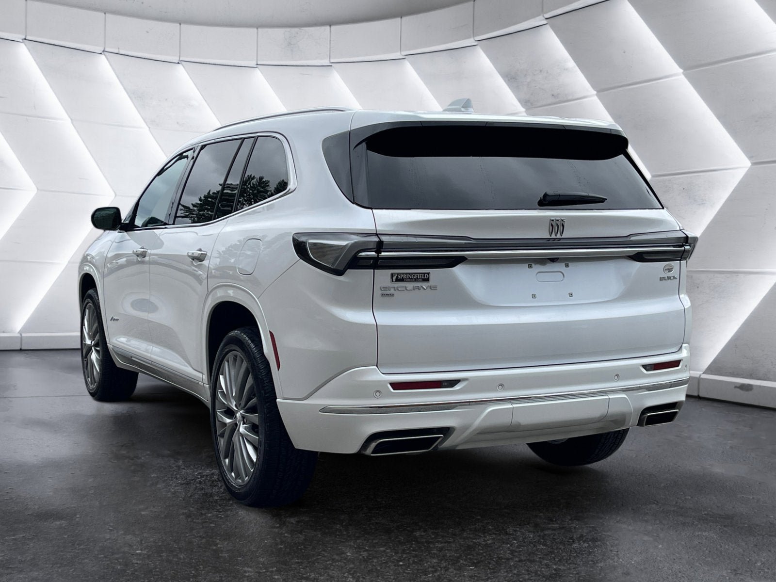 Certified 2025 Buick Enclave Avenir AWD/4WD image 4