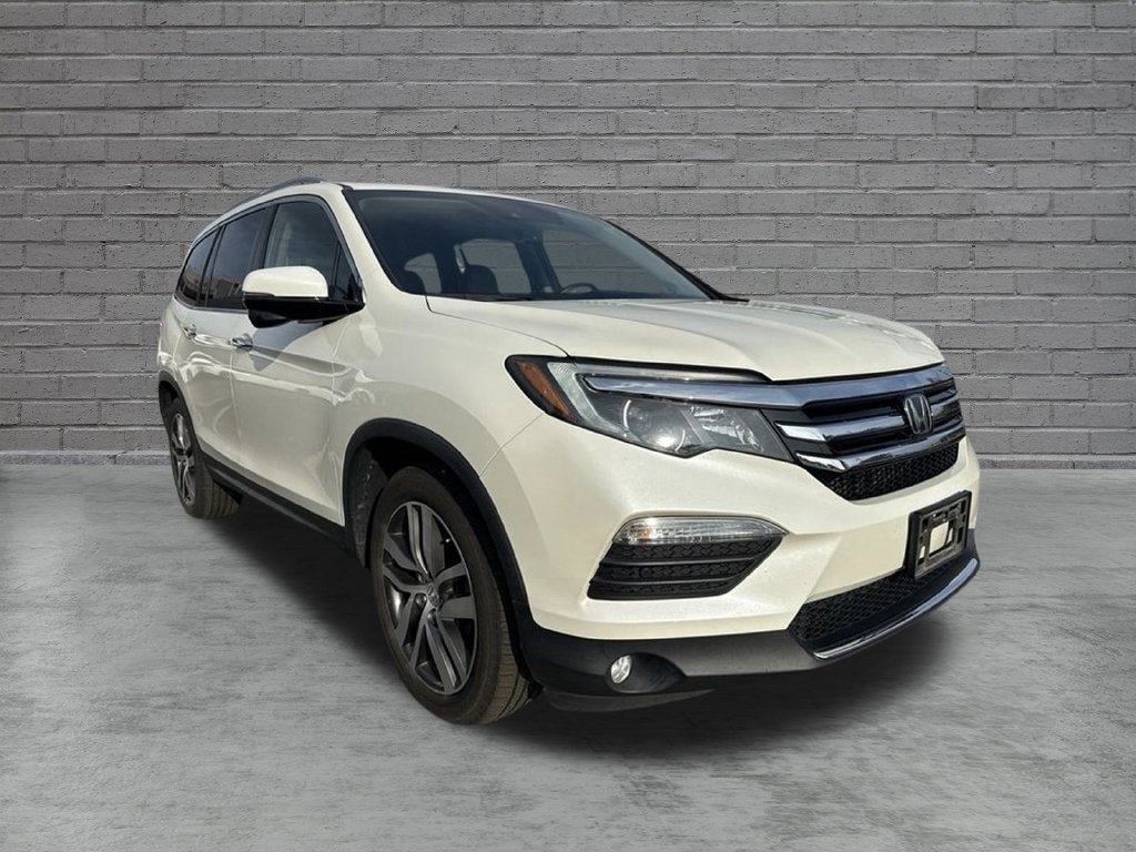 Used 2016 Honda Pilot Touring image 4