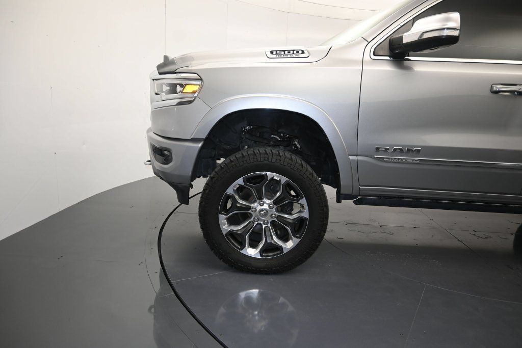 Used 2019 RAM 1500 Limited AWD/4WD image 9