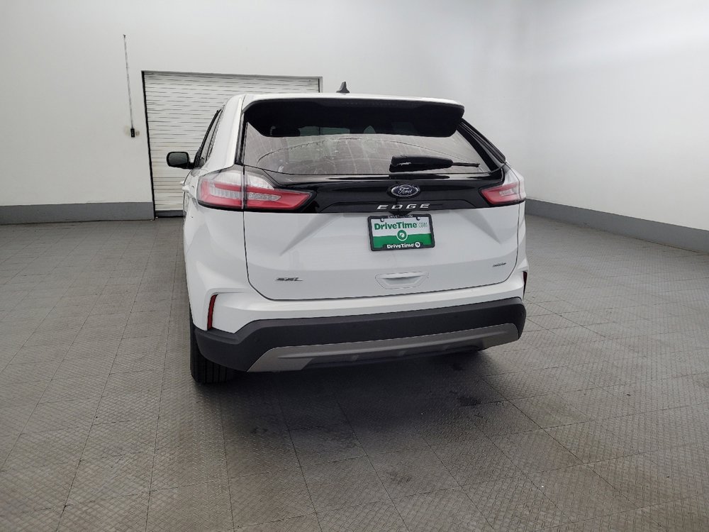 Used 2024 Ford Edge SEL image 6