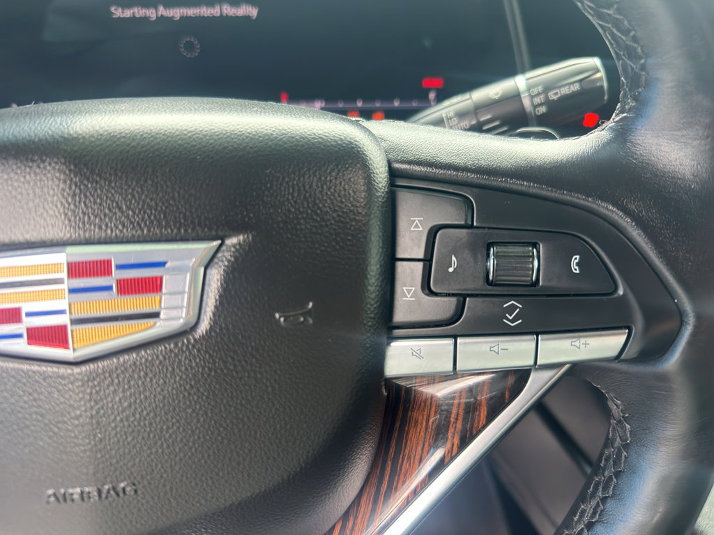 Used 2021 Cadillac Escalade Premium Luxury image 23