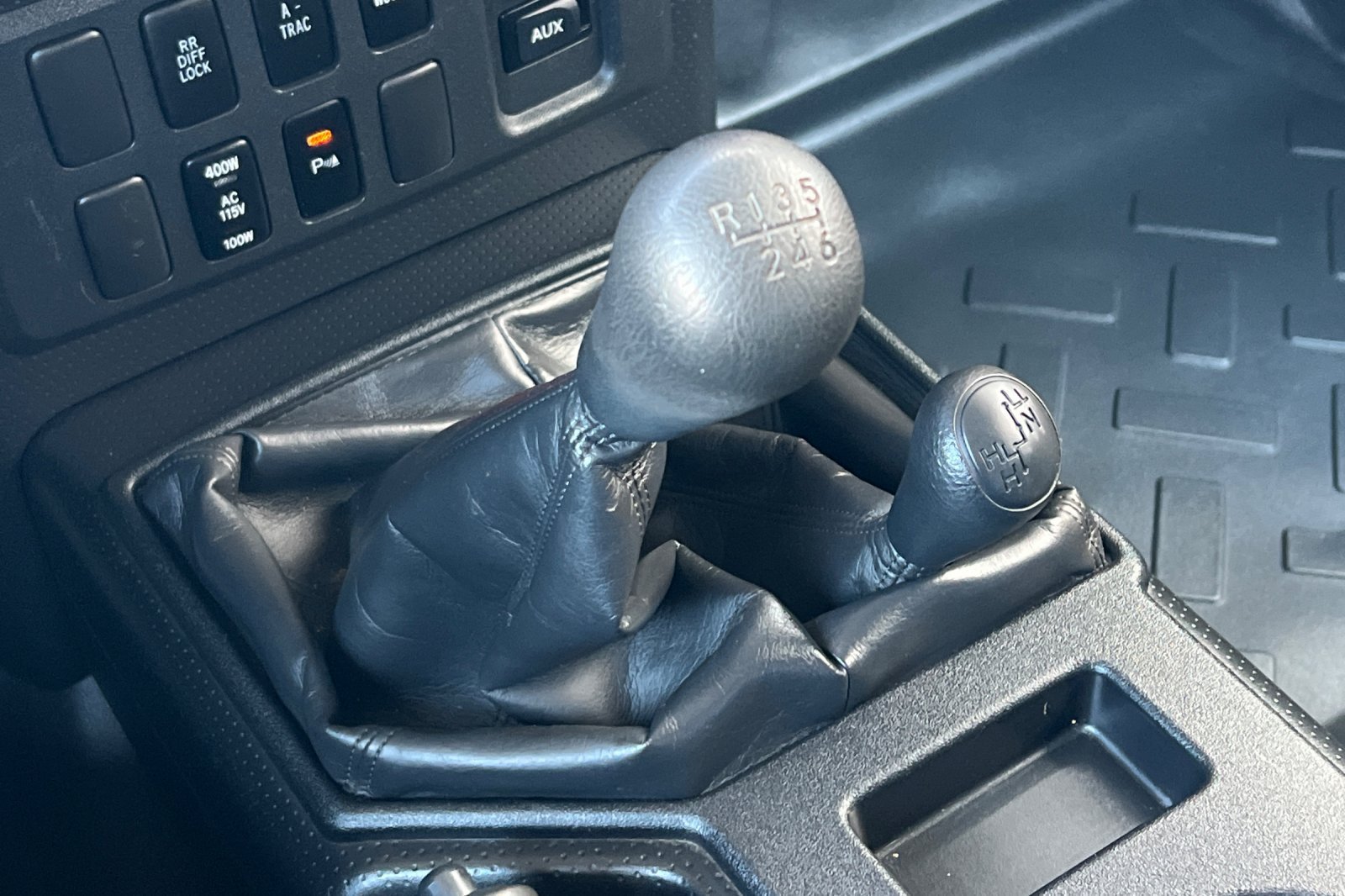 Used 2007 Toyota FJ Cruiser 4WD image 20
