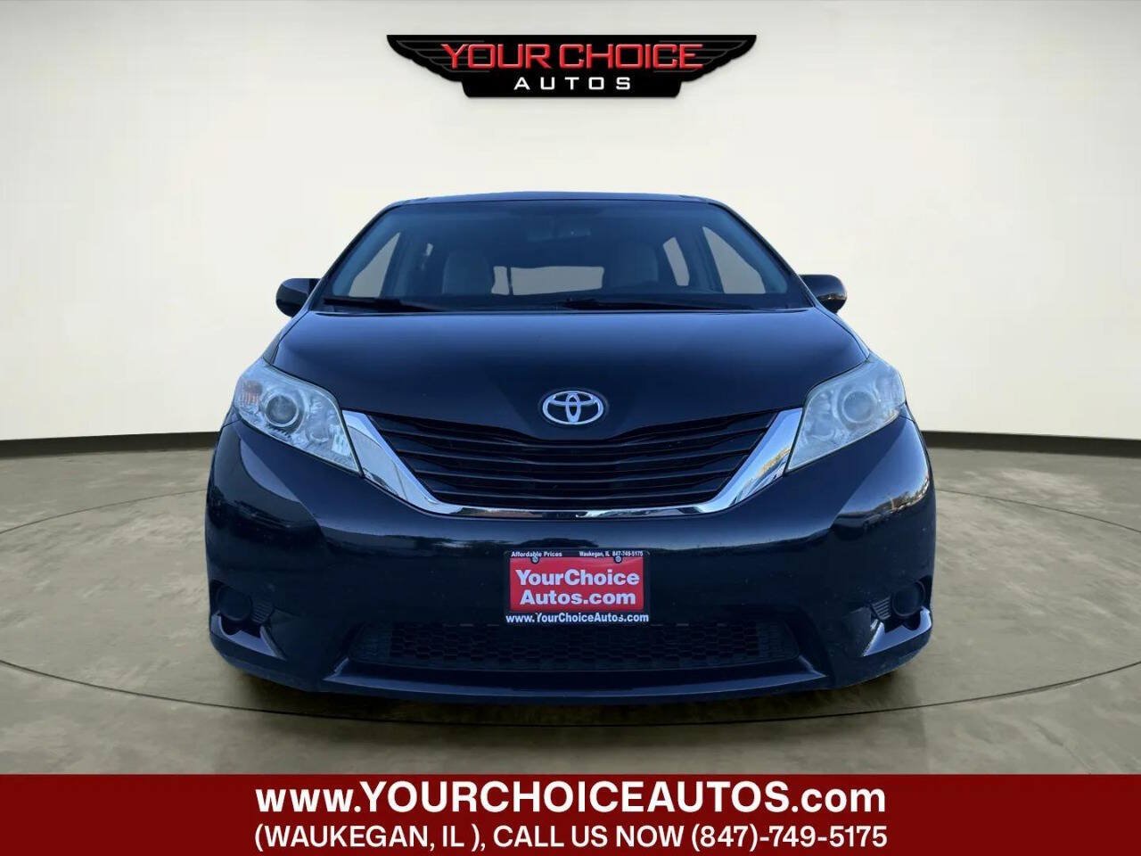 Used 2017 Toyota Sienna LE AWD/4WD image 7
