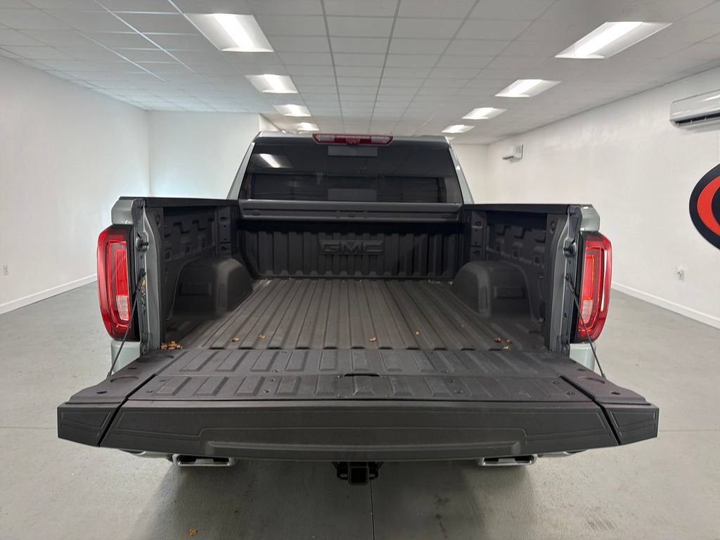 Used 2026 GMC Sierra 1500 AT4 w/ AT4 Premium Package AWD/4WD image 9