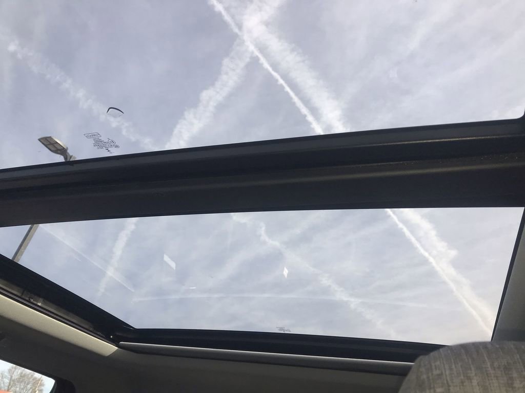 Used 2023 Ford F350 XLT w/ Tremor Off-Road Package image 21