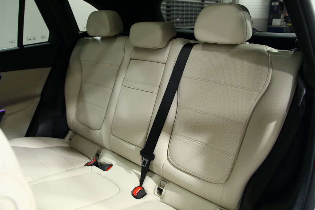 Certified 2023 Mercedes-Benz GLC 300 4MATIC image 29