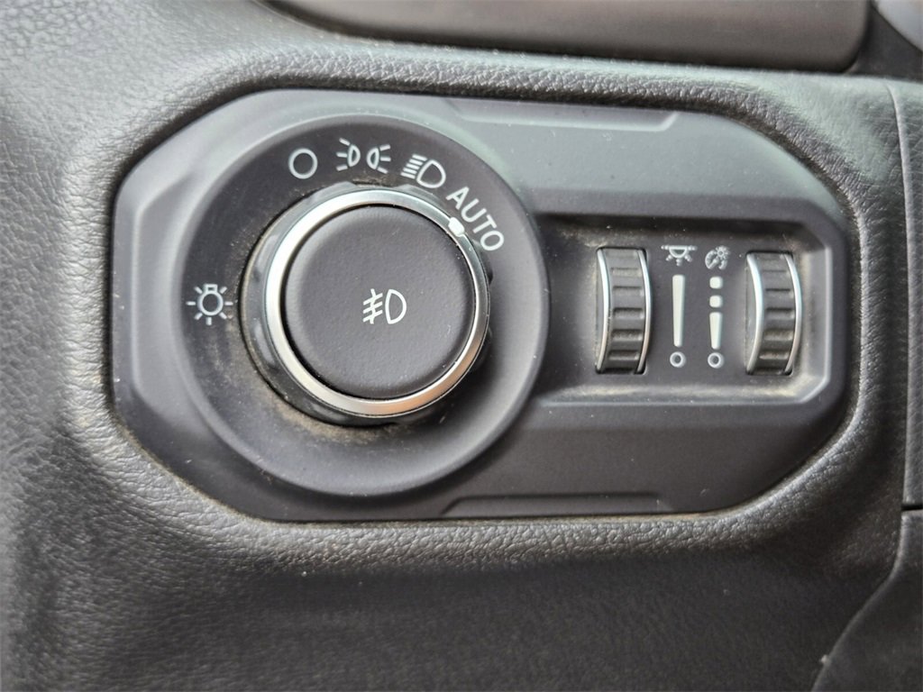 Used 2018 Jeep Wrangler Unlimited Sport S image 35