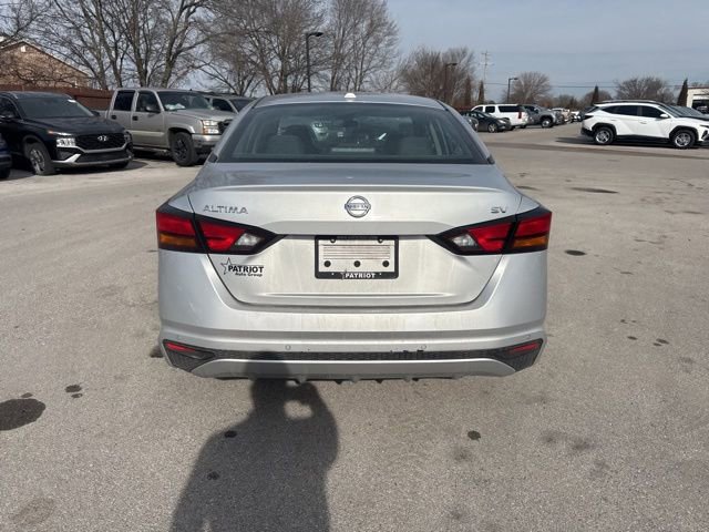Used 2022 Nissan Altima 2.5 SV FWD image 5