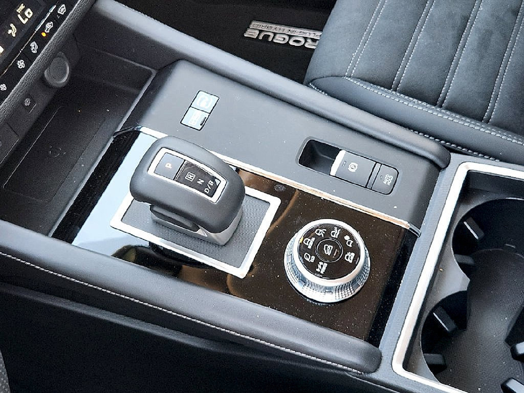 New 2026 Nissan Rogue SL AWD/4WD image 19