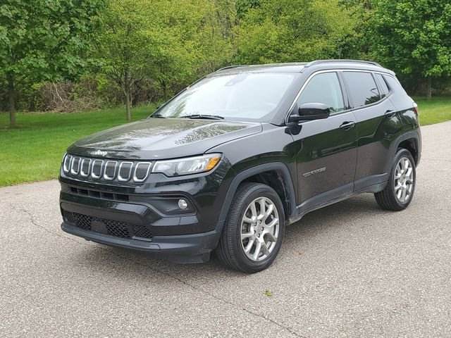 Used 2022 Jeep Compass Latitude AWD/4WD image 4