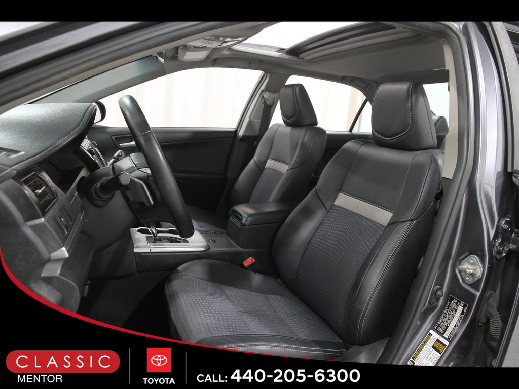 Used 2014 Toyota Camry SE image 5