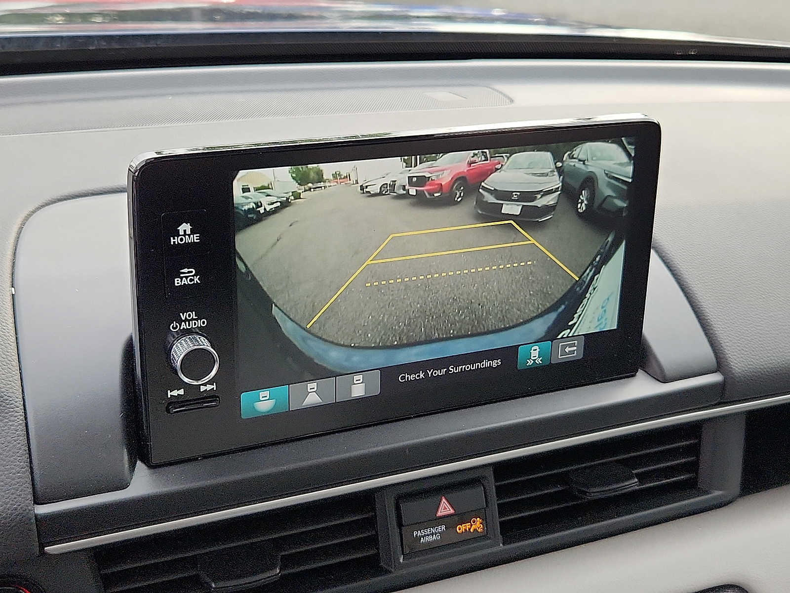 Certified 2023 Honda Pilot Touring image 17