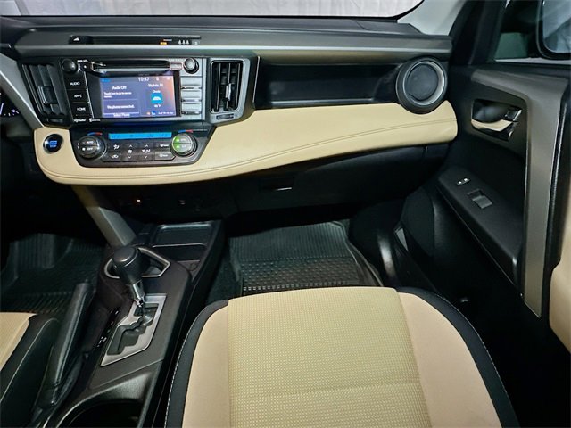 Used 2018 Toyota RAV4 Adventure image 32