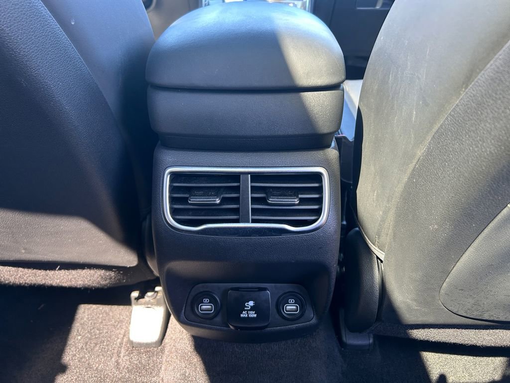 Used 2023 Hyundai Santa Fe Calligraphy image 25