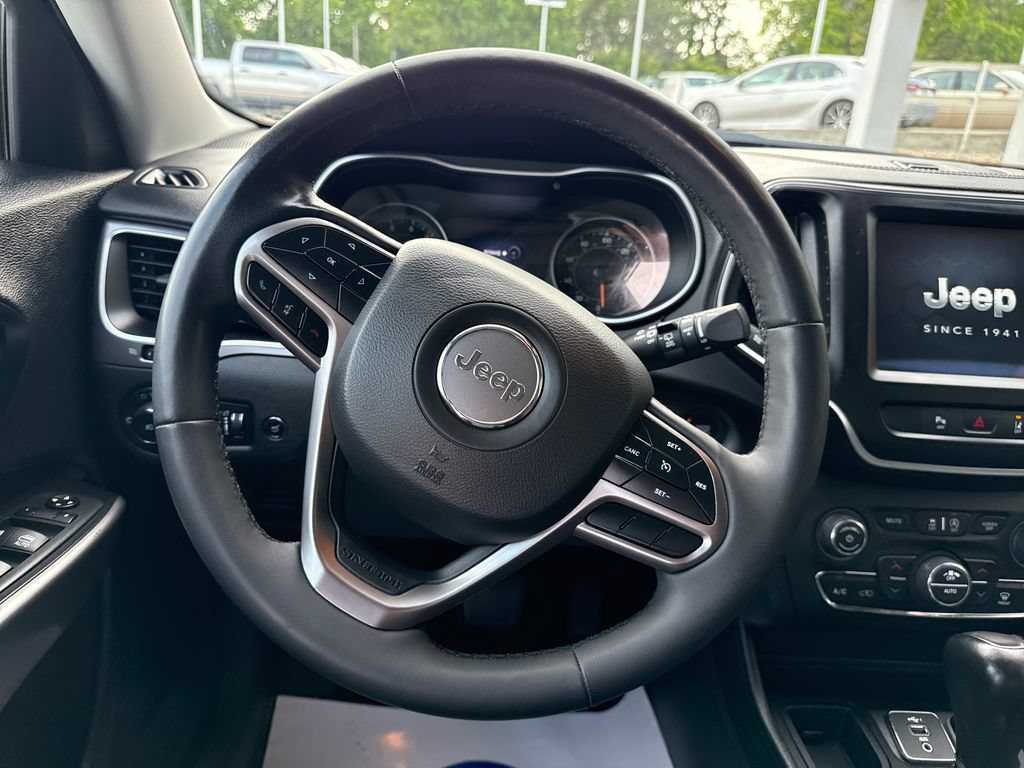 Used 2022 Jeep Cherokee Latitude Lux FWD image 14