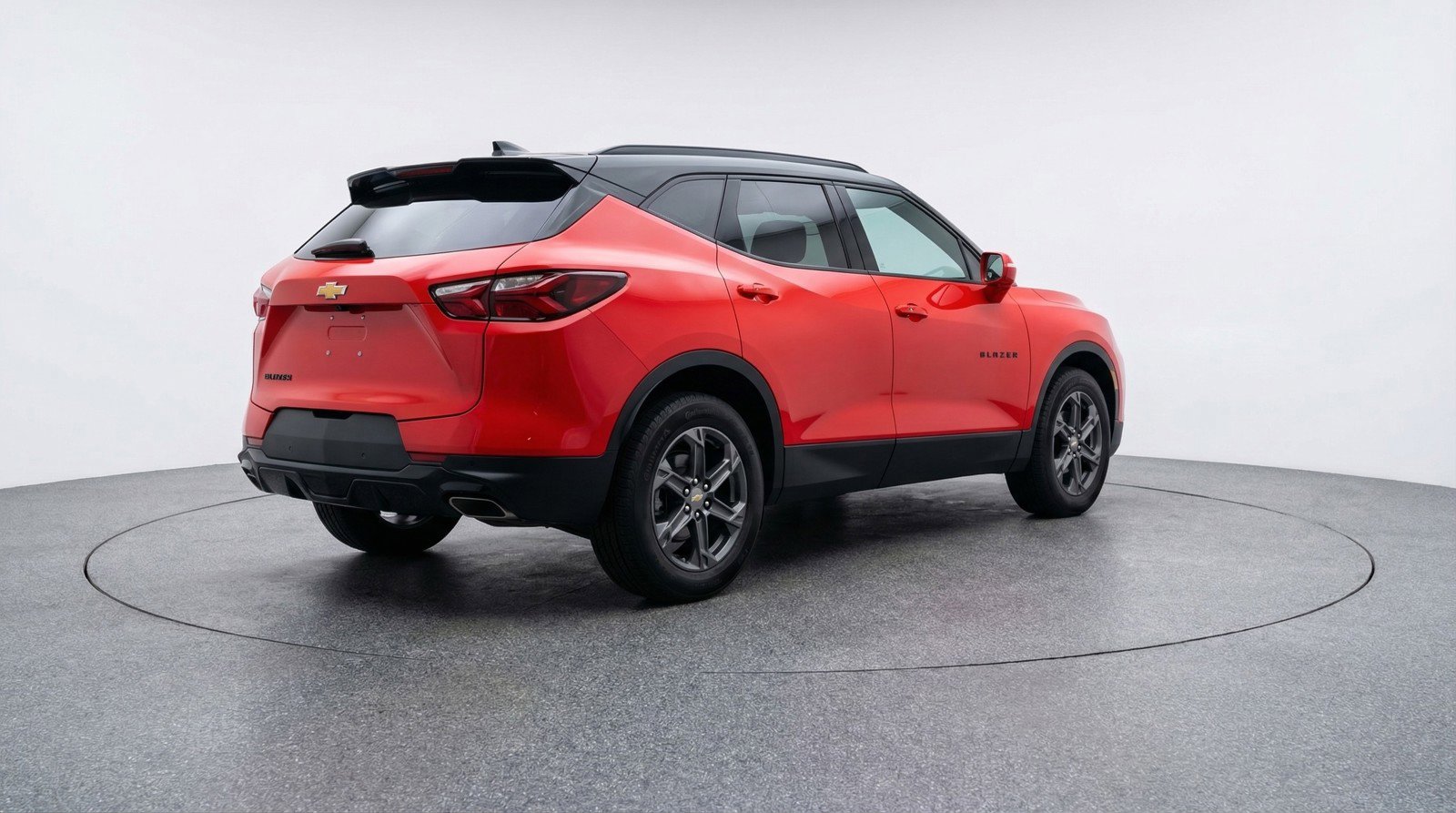 Used 2025 Chevrolet Blazer LT image 9