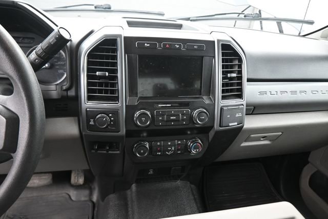 Used 2021 Ford F350 XLT w/ XLT Premium Package image 74