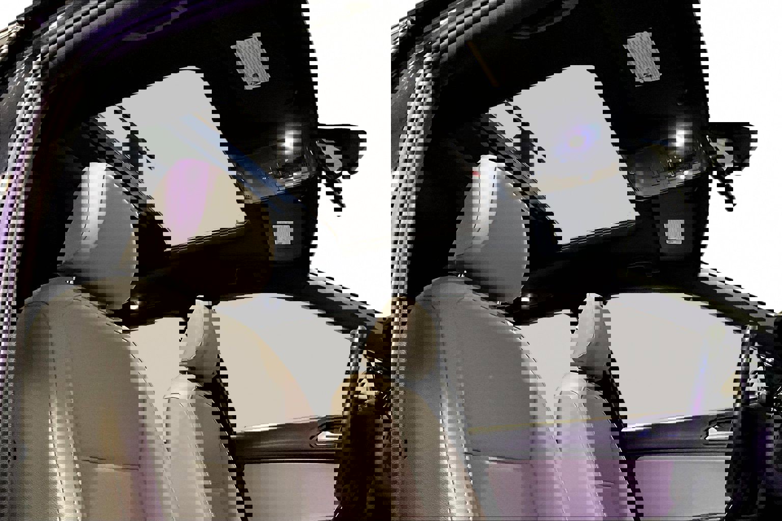 Used 2021 Volkswagen Tiguan SE R-Line image 26