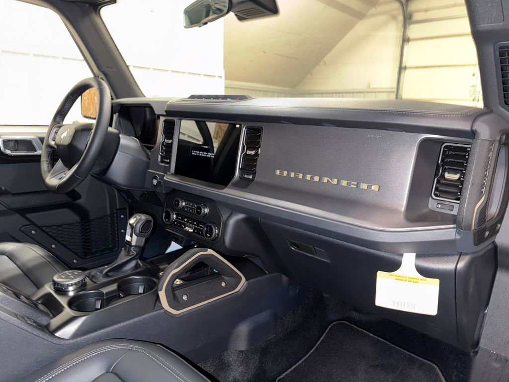 New 2025 Ford Bronco Badlands image 27