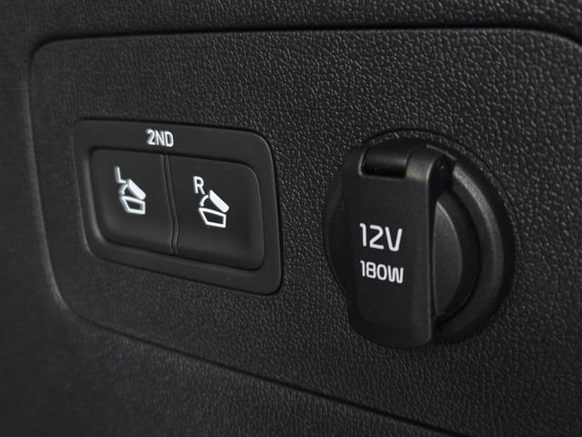 Certified 2025 Kia Sorento S w/ Panoramic Sunroof Package image 11