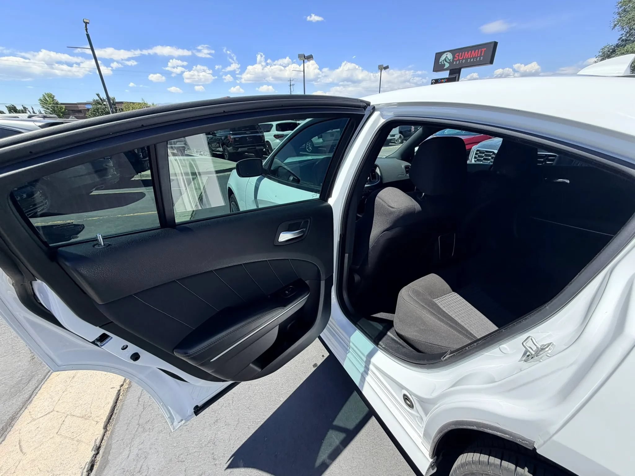 Used 2022 Dodge Charger GT AWD/4WD image 19