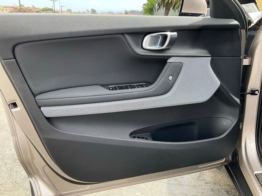 Used 2023 Polestar Polestar 2 w/ Pilot Pack FWD image 23