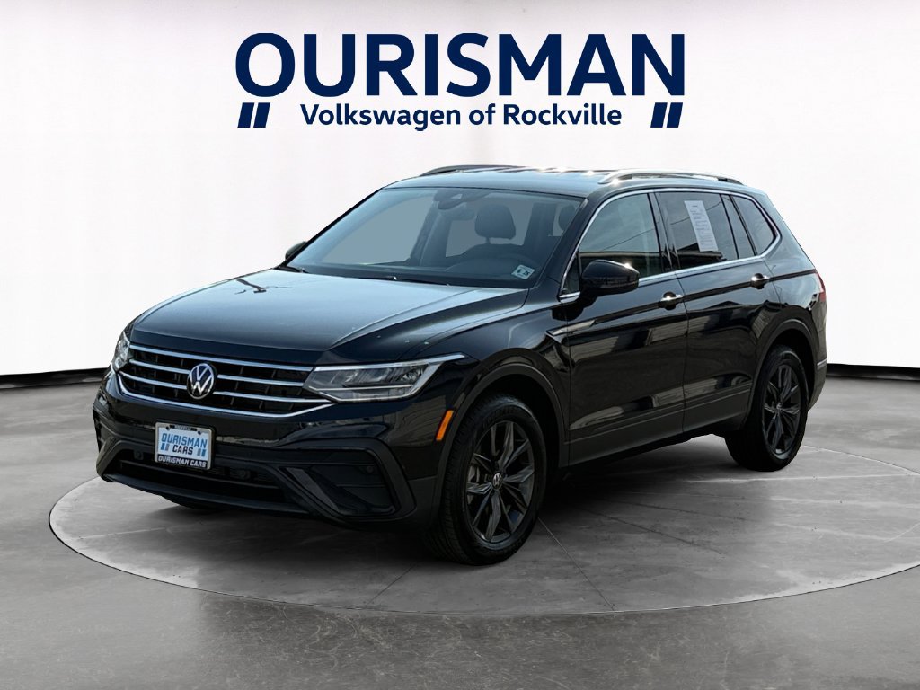 Used 2023 Volkswagen Tiguan SE FWD image 2