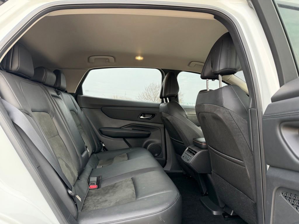 Used 2023 Nissan Ariya ENGAGE e-4ORCE image 13